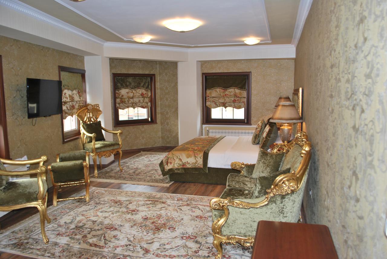 Hotel Vila Sigal คอร์เชอ ภายนอก รูปภาพ