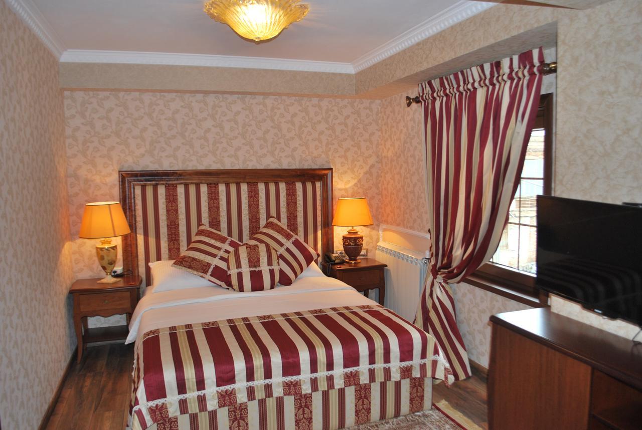 Hotel Vila Sigal คอร์เชอ ภายนอก รูปภาพ